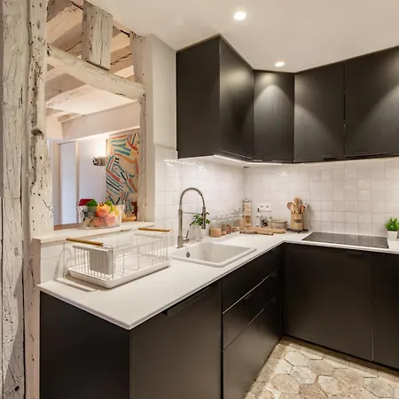 Charmant Appartement, Ile St Louis, 4th Ard, Calme Et Central * Paris