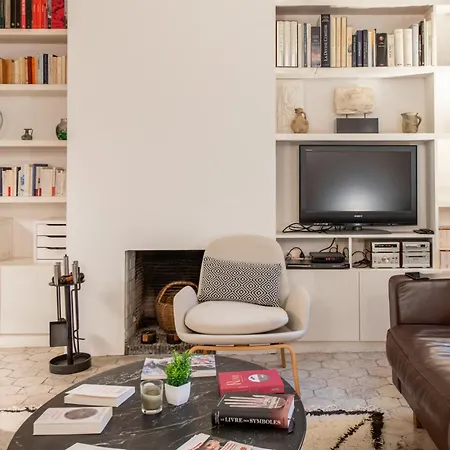 Charmant Appartement, Ile St Louis, 4th Ard, Calme Et Central
